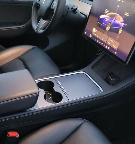Синій Тесла Model Y, об'ємом двигуна 0 л та пробігом 48 тис. км за 32600 $, фото 8 на Automoto.ua
