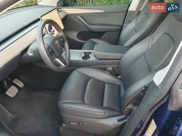 Синий Тесла Model Y, объемом двигателя 0 л и пробегом 31 тыс. км за 28000 $, фото 11 на Automoto.ua