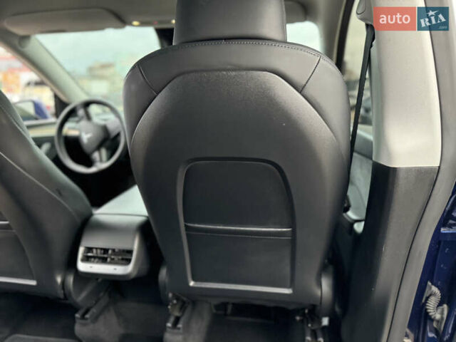 Синий Тесла Model Y, объемом двигателя 0 л и пробегом 36 тыс. км за 31000 $, фото 60 на Automoto.ua