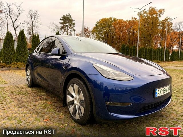 Синий Тесла Model Y, объемом двигателя 0 л и пробегом 46 тыс. км за 31900 $, фото 1 на Automoto.ua