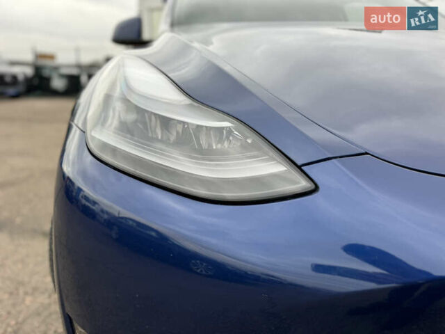 Синий Тесла Model Y, объемом двигателя 0 л и пробегом 36 тыс. км за 31000 $, фото 23 на Automoto.ua