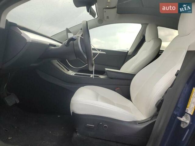 Синий Тесла Model Y, объемом двигателя 0 л и пробегом 78 тыс. км за 10100 $, фото 6 на Automoto.ua