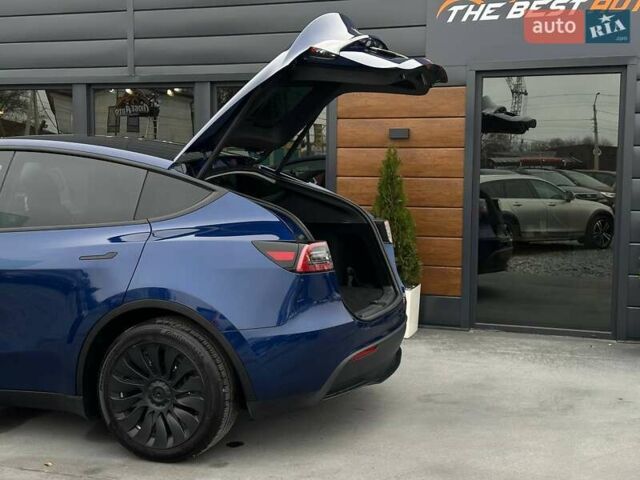 Синий Тесла Model Y, объемом двигателя 0 л и пробегом 10 тыс. км за 30494 $, фото 20 на Automoto.ua