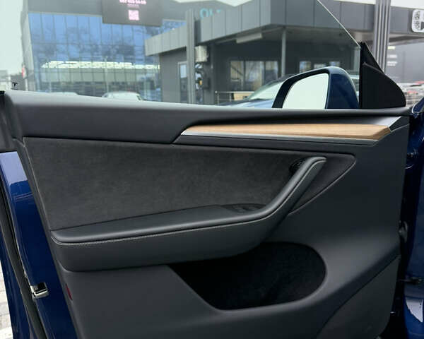 Синій Тесла Model Y, об'ємом двигуна 0 л та пробігом 49 тис. км за 27900 $, фото 6 на Automoto.ua