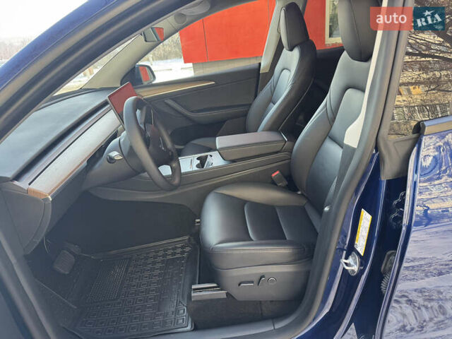 Синий Тесла Model Y, объемом двигателя 0 л и пробегом 21 тыс. км за 26500 $, фото 12 на Automoto.ua
