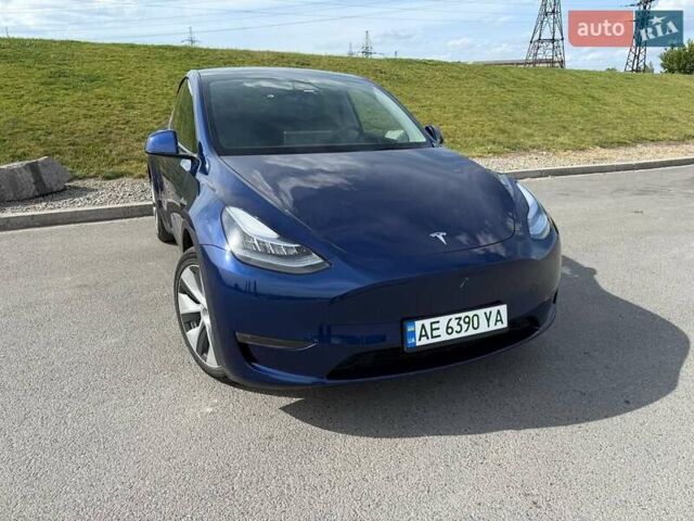 Синий Тесла Model Y, объемом двигателя 0 л и пробегом 40 тыс. км за 26999 $, фото 3 на Automoto.ua