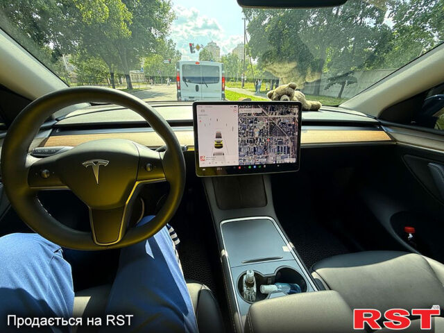 Синий Тесла Model Y, объемом двигателя 0 л и пробегом 26 тыс. км за 30000 $, фото 5 на Automoto.ua