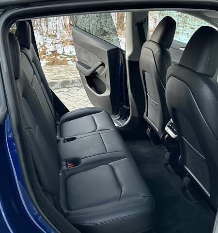 Синий Тесла Model Y, объемом двигателя 0 л и пробегом 15 тыс. км за 31500 $, фото 18 на Automoto.ua