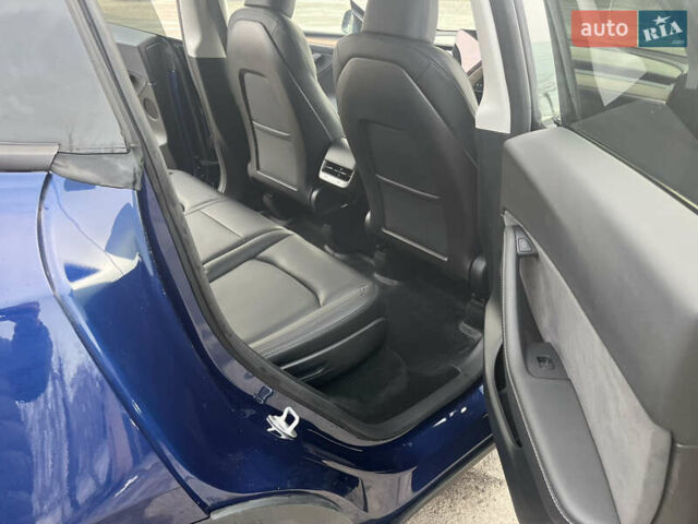 Синий Тесла Model Y, объемом двигателя 0 л и пробегом 20 тыс. км за 32500 $, фото 3 на Automoto.ua