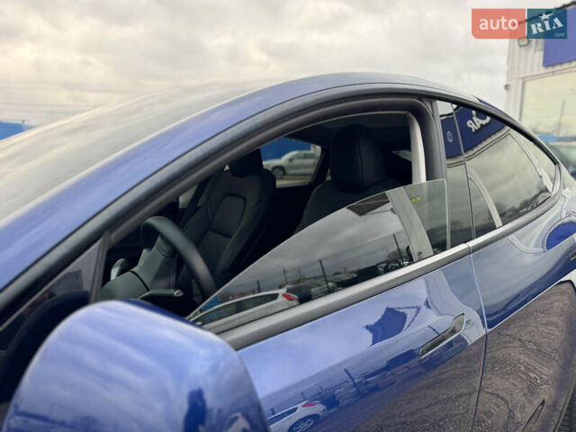 Синий Тесла Model Y, объемом двигателя 0 л и пробегом 36 тыс. км за 31000 $, фото 18 на Automoto.ua