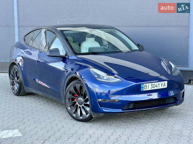 Синий Тесла Model Y, объемом двигателя 0 л и пробегом 16 тыс. км за 32900 $, фото 1 на Automoto.ua