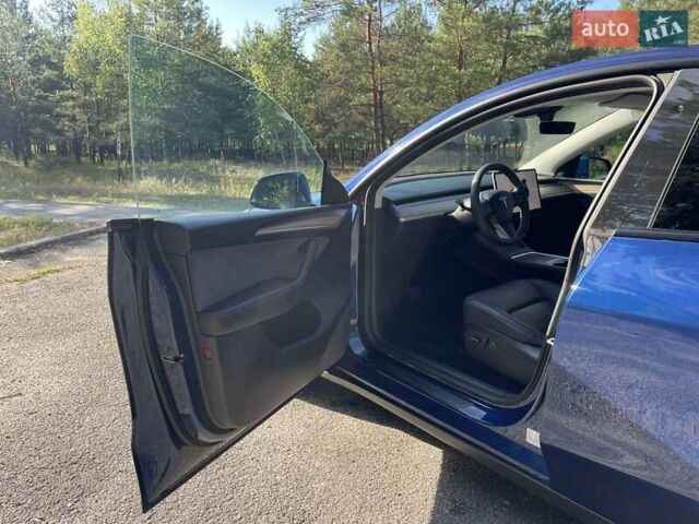 Синий Тесла Model Y, объемом двигателя 0 л и пробегом 30 тыс. км за 29000 $, фото 14 на Automoto.ua