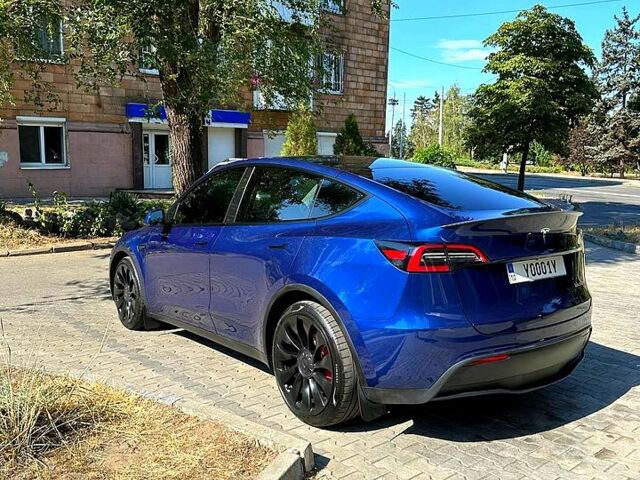 Синий Тесла Model Y, объемом двигателя 0.38 л и пробегом 46 тыс. км за 30000 $, фото 2 на Automoto.ua