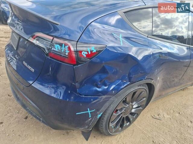 Синий Тесла Model Y, объемом двигателя 0 л и пробегом 37 тыс. км за 23000 $, фото 6 на Automoto.ua