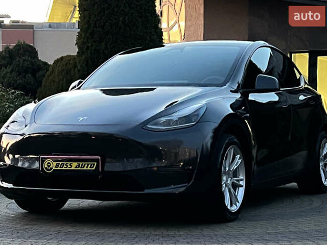 Синий Тесла Model Y, объемом двигателя 0 л и пробегом 24 тыс. км за 33850 $, фото 2 на Automoto.ua