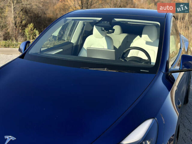 Синий Тесла Model Y, объемом двигателя 0 л и пробегом 10 тыс. км за 32500 $, фото 23 на Automoto.ua