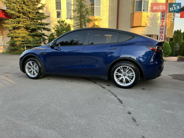 Синий Тесла Model Y, объемом двигателя 0 л и пробегом 13 тыс. км за 29500 $, фото 11 на Automoto.ua