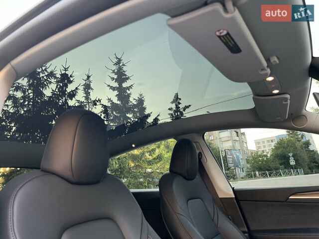 Синий Тесла Model Y, объемом двигателя 0 л и пробегом 13 тыс. км за 29500 $, фото 42 на Automoto.ua