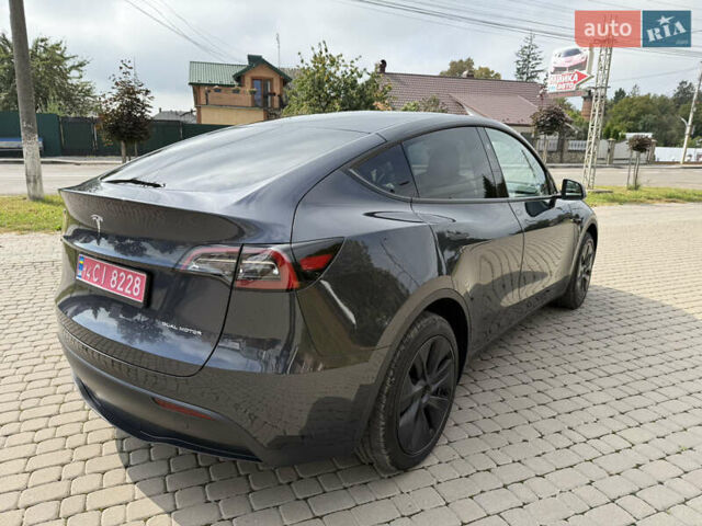 Синій Тесла Model Y, об'ємом двигуна 0 л та пробігом 10 тис. км за 28900 $, фото 5 на Automoto.ua