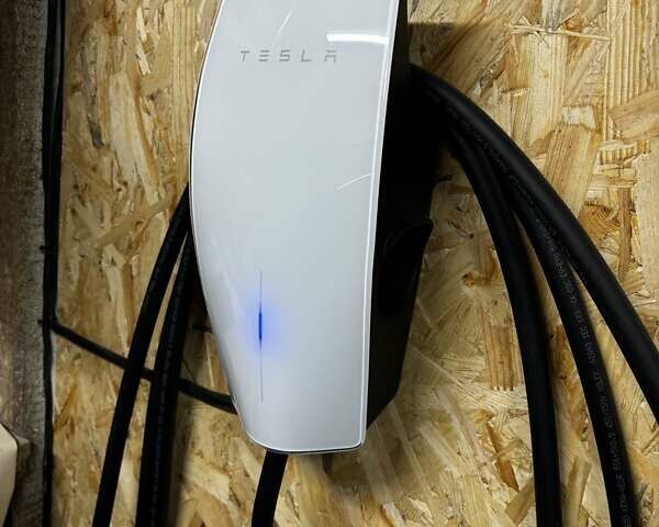 Синий Тесла Model Y, объемом двигателя 0 л и пробегом 9 тыс. км за 48800 $, фото 29 на Automoto.ua