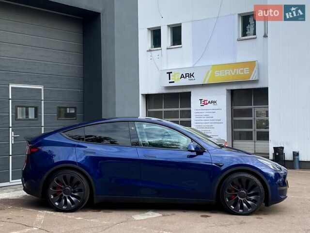 Синий Тесла Model Y, объемом двигателя 0 л и пробегом 16 тыс. км за 36999 $, фото 10 на Automoto.ua