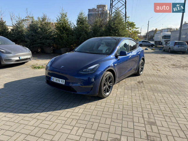 Синий Тесла Model Y, объемом двигателя 0 л и пробегом 12 тыс. км за 31500 $, фото 2 на Automoto.ua