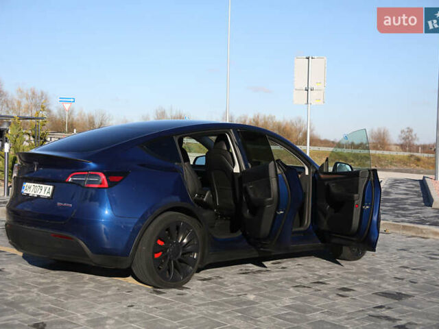 Синий Тесла Model Y, объемом двигателя 0 л и пробегом 19 тыс. км за 33900 $, фото 6 на Automoto.ua