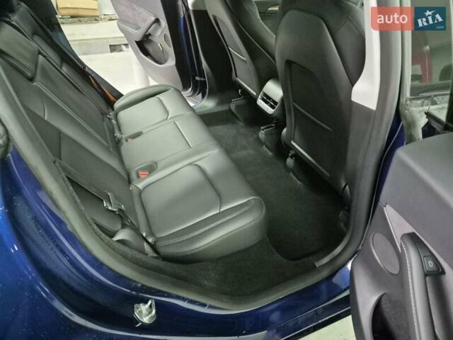 Синий Тесла Model Y, объемом двигателя 0 л и пробегом 44 тыс. км за 25000 $, фото 10 на Automoto.ua