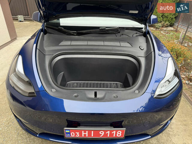 Синий Тесла Model Y, объемом двигателя 0 л и пробегом 9 тыс. км за 26900 $, фото 12 на Automoto.ua