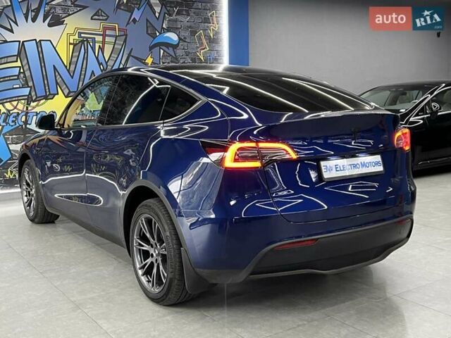 Синий Тесла Model Y, объемом двигателя 0 л и пробегом 8 тыс. км за 34199 $, фото 15 на Automoto.ua