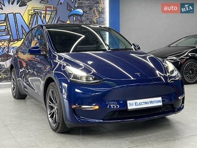 Синий Тесла Model Y, объемом двигателя 0 л и пробегом 8 тыс. км за 34199 $, фото 8 на Automoto.ua