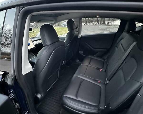Синий Тесла Model Y, объемом двигателя 0 л и пробегом 43 тыс. км за 27500 $, фото 4 на Automoto.ua