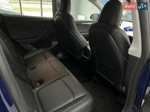 Синий Тесла Model Y, объемом двигателя 0 л и пробегом 8 тыс. км за 34199 $, фото 23 на Automoto.ua