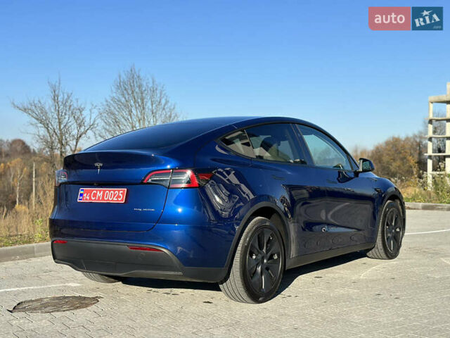 Синий Тесла Model Y, объемом двигателя 0 л и пробегом 10 тыс. км за 32500 $, фото 7 на Automoto.ua