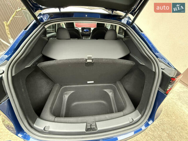 Синий Тесла Model Y, объемом двигателя 0 л и пробегом 9 тыс. км за 26900 $, фото 14 на Automoto.ua