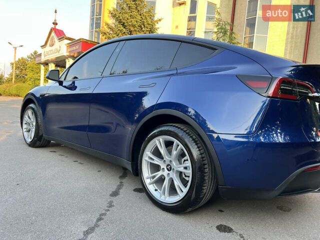 Синий Тесла Model Y, объемом двигателя 0 л и пробегом 13 тыс. км за 29500 $, фото 21 на Automoto.ua