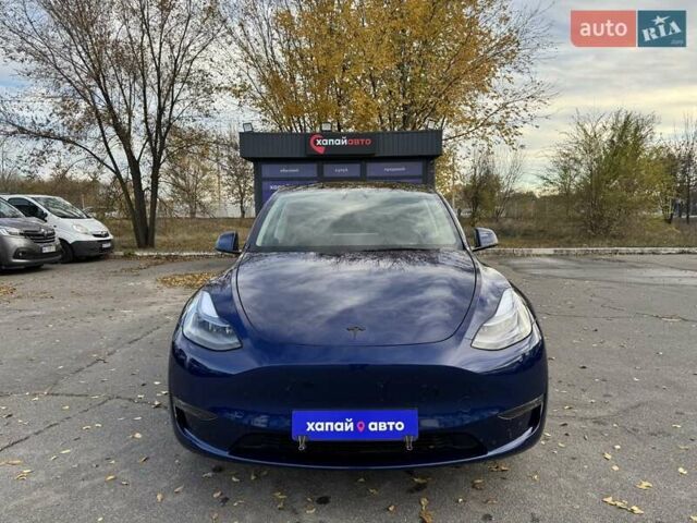 Синий Тесла Model Y, объемом двигателя 0 л и пробегом 8 тыс. км за 31900 $, фото 1 на Automoto.ua