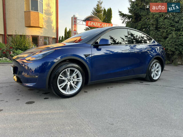 Синий Тесла Model Y, объемом двигателя 0 л и пробегом 13 тыс. км за 29500 $, фото 13 на Automoto.ua