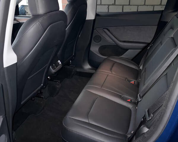 Синий Тесла Model Y, объемом двигателя 0 л и пробегом 19 тыс. км за 33900 $, фото 13 на Automoto.ua