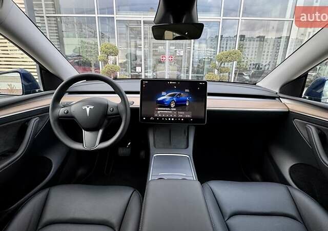 Тесла Model Y 2024 в Чернигове на Automoto.ua Синий Тесла Model Y, объемом двигателя 0 л и пробегом 6 тыс. км за 31800 $, фото 20 на Automoto.ua
