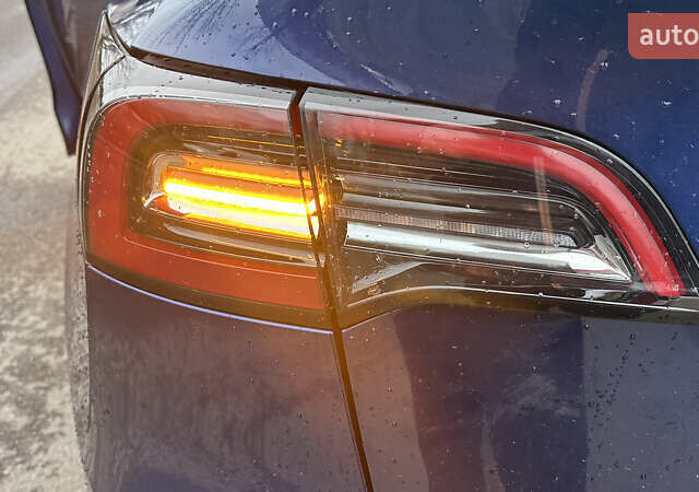 Синій Тесла Model Y, об'ємом двигуна 0 л та пробігом 38 тис. км за 25500 $, фото 10 на Automoto.ua