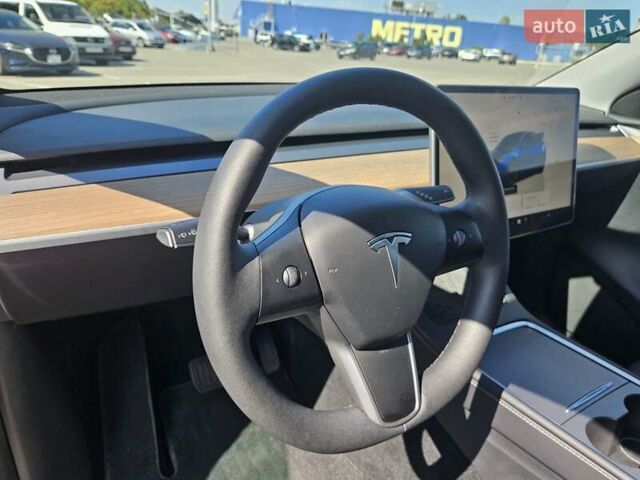 Синій Тесла Model Y, об'ємом двигуна 0 л та пробігом 45 тис. км за 29900 $, фото 25 на Automoto.ua