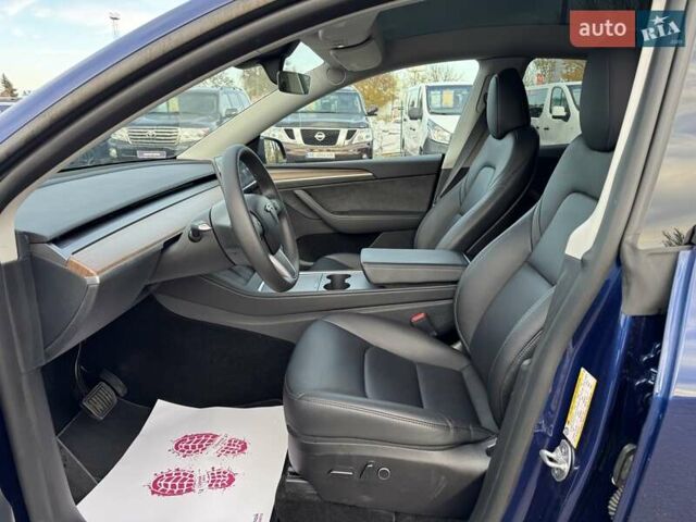 Синий Тесла Model Y, объемом двигателя 0 л и пробегом 8 тыс. км за 31900 $, фото 12 на Automoto.ua
