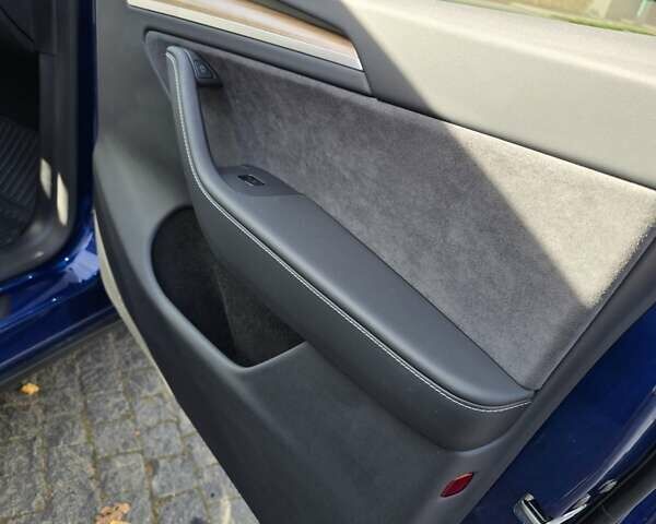 Синій Тесла Model Y, об'ємом двигуна 0 л та пробігом 5 тис. км за 35000 $, фото 17 на Automoto.ua