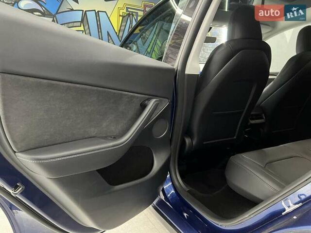 Синий Тесла Model Y, объемом двигателя 0 л и пробегом 8 тыс. км за 34199 $, фото 22 на Automoto.ua
