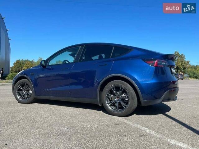 Синий Тесла Model Y, объемом двигателя 0 л и пробегом 28 тыс. км за 27800 $, фото 2 на Automoto.ua