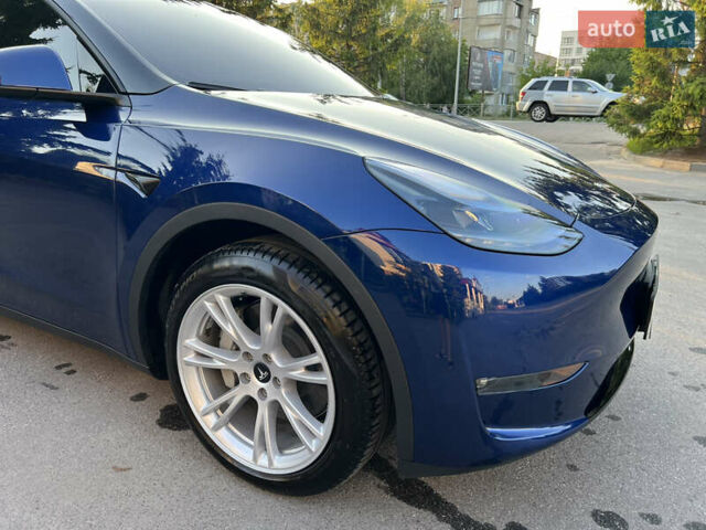 Синий Тесла Model Y, объемом двигателя 0 л и пробегом 13 тыс. км за 29500 $, фото 16 на Automoto.ua