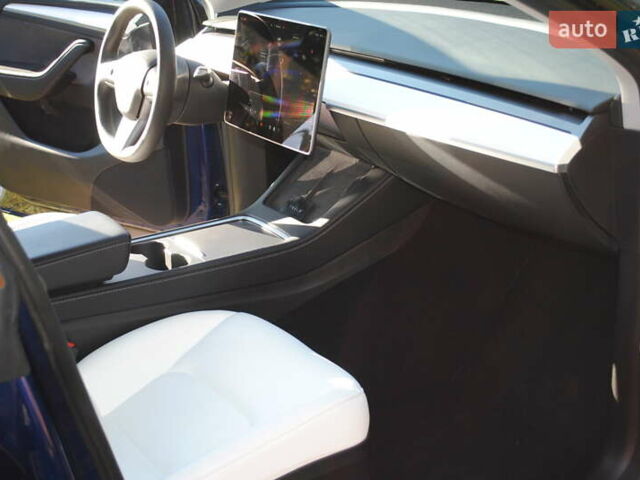Синій Тесла Model Y, об'ємом двигуна 0 л та пробігом 24 тис. км за 26400 $, фото 30 на Automoto.ua