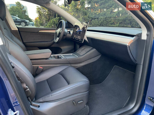 Синий Тесла Model Y, объемом двигателя 0 л и пробегом 13 тыс. км за 29500 $, фото 34 на Automoto.ua