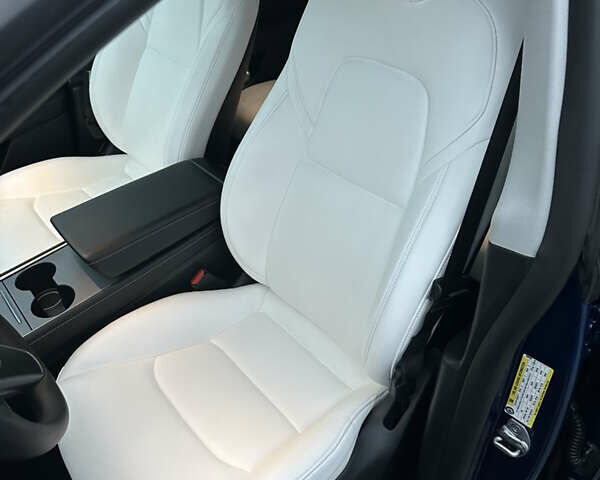 Синий Тесла Model Y, объемом двигателя 0 л и пробегом 47 тыс. км за 32000 $, фото 10 на Automoto.ua
